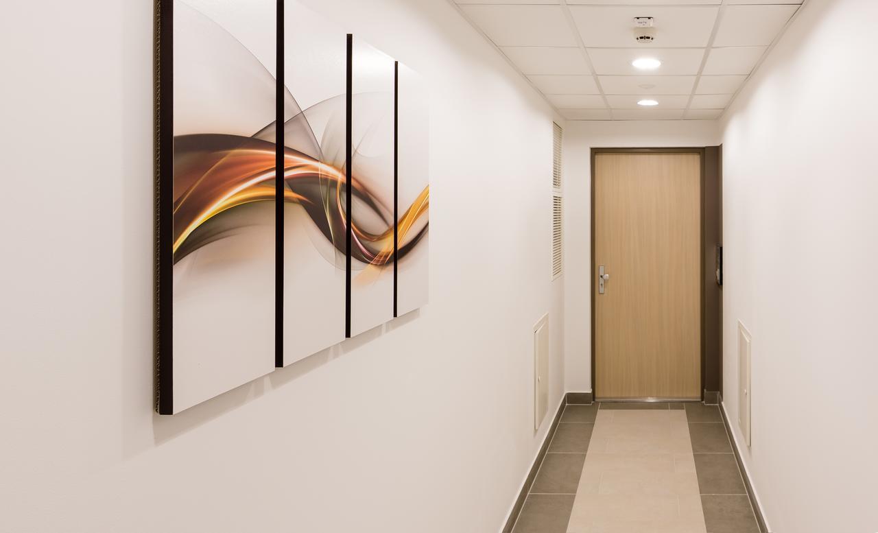 Corvin Holiday Apartments Hotel Budapest Ngoại thất bức ảnh