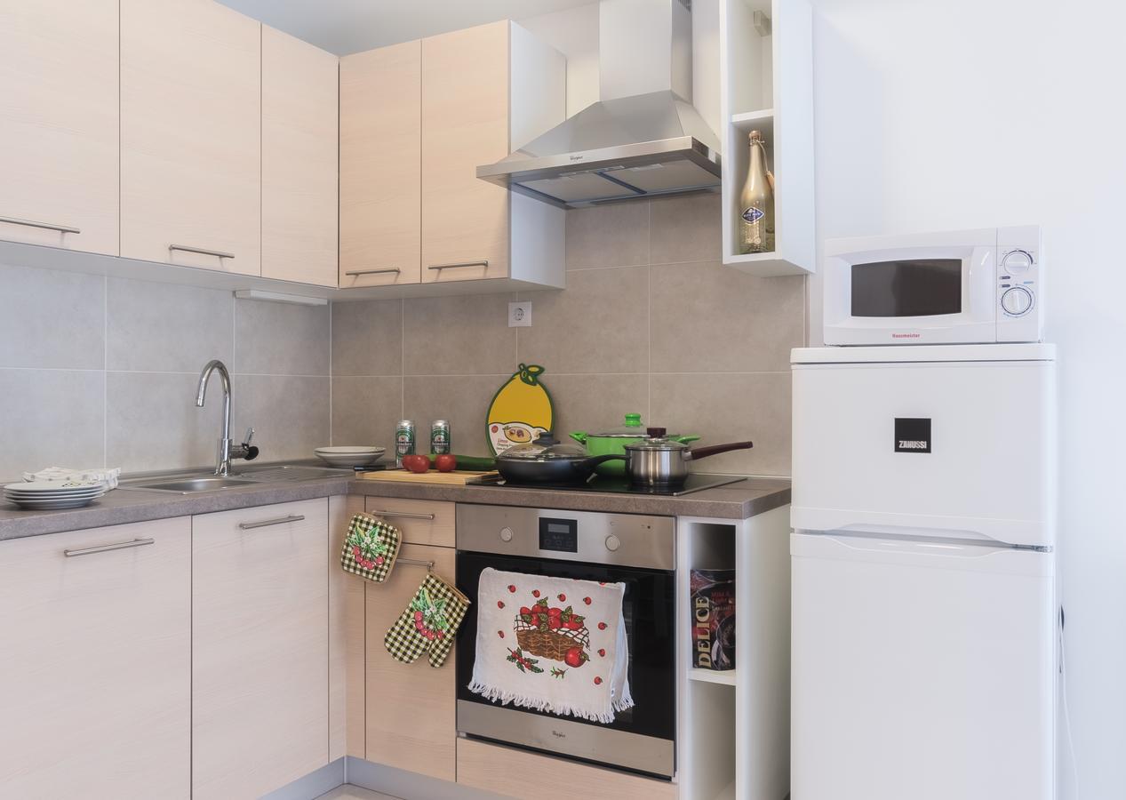 Corvin Holiday Apartments Hotel Budapest Ngoại thất bức ảnh
