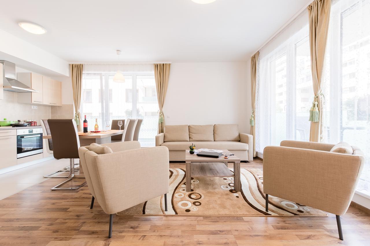 Corvin Holiday Apartments Hotel Budapest Ngoại thất bức ảnh