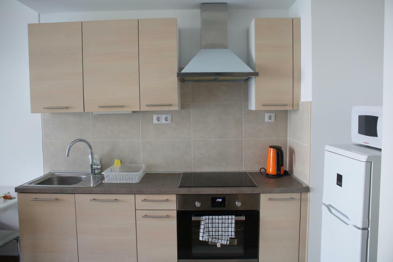 Corvin Holiday Apartments Hotel Budapest Ngoại thất bức ảnh